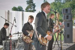 Hranické kulturní léto v Zámecké zahradě / fotogalerie / Hranické kulturní léto - vystoupení The Beatles Revival - Brouci Band, foto: Jiří Necid