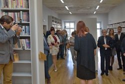 Knihovna se otevřela v novém hávu / fotogalerie / Otevření knihovny po rekonstrukci, foto: Jiří Necid