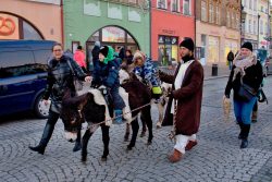 Velká fotoreportáž z rozsvícení vánoční stromu / fotogalerie / Program Andělských Vánoc a rozsvícení vánoční stromu, foto: Jiří Necid