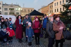 Velká fotoreportáž z rozsvícení vánoční stromu / fotogalerie / Program Andělských Vánoc a rozsvícení vánoční stromu, foto: Jiří Necid