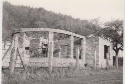Dvě výročí na místě hranického autokempu / fotogalerie / Jaro 1965 a stavba kiosku pro bufet. Zdroj: Muzeum a galerie Hranice