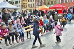 Velká fotoreportáž z Vítání jara na náměstí / fotogalerie / Na trhy přicházeli lidé po celý den, foto: Jiří Necid