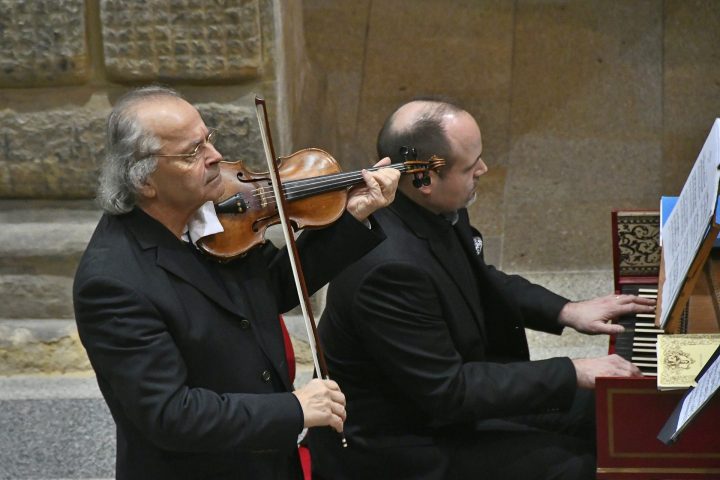 Fotoreportáž z koncertu Václava Hudečka a Martina Hrocha